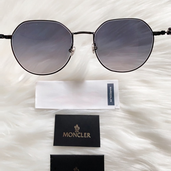 Luxury Moncler Sunglasses - Picture 4 of 8